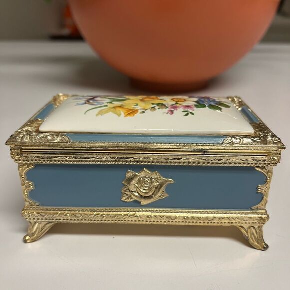 Japanese Vintage Porcelain Music Box - Picture 5 of 7